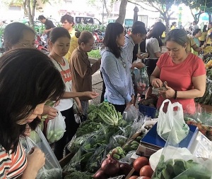 Thí điểm phiên chợ nông sản an toàn thường kỳ